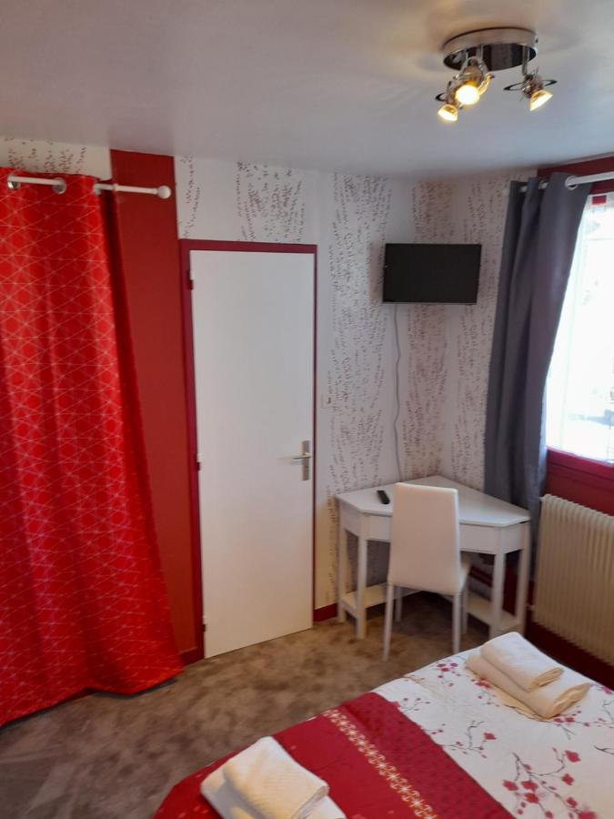 Logis Au Puits Enchante Saint-Martin-en-Bresse ภายนอก รูปภาพ