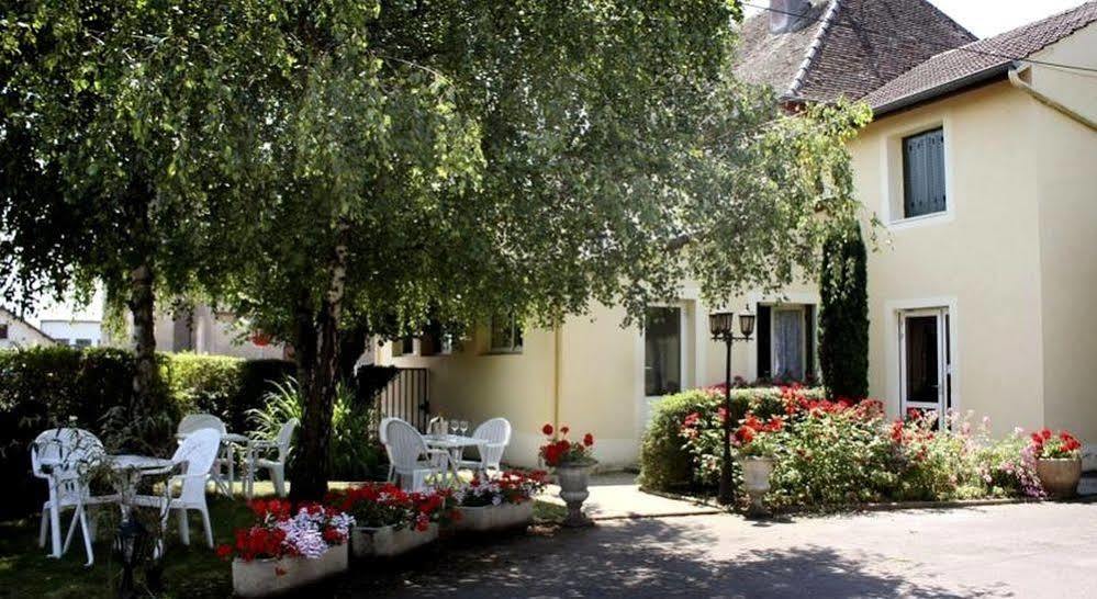 Logis Au Puits Enchante Saint-Martin-en-Bresse ภายนอก รูปภาพ